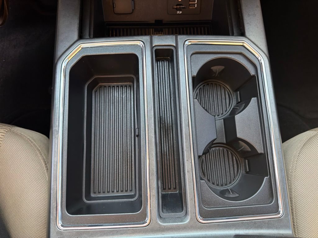 Used 2015 Ford F150 XLT w/ Equipment Group 302A Luxury RWD image 26