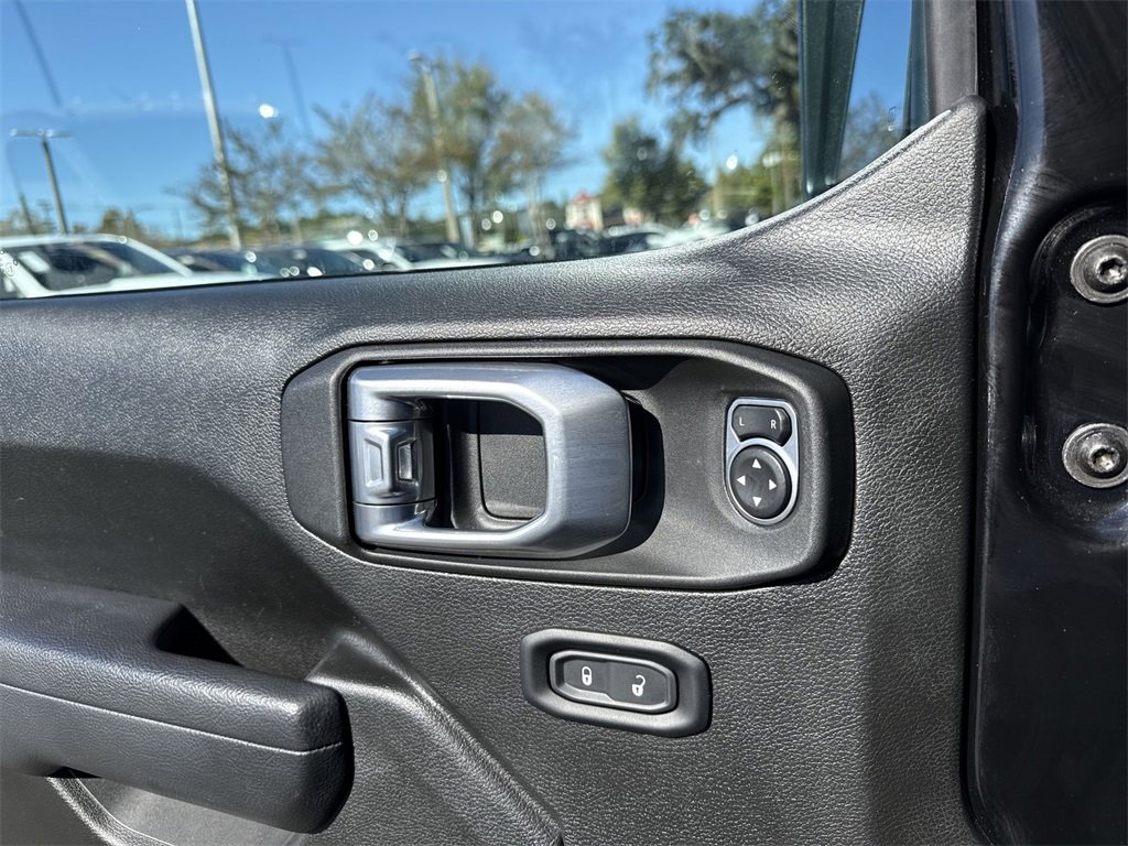 Used 2024 Jeep Wrangler Sport S image 13