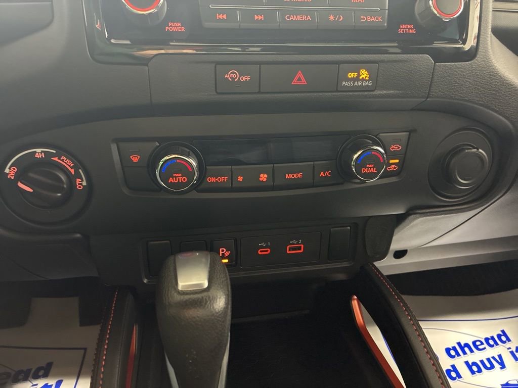 Used 2024 Nissan Frontier PRO-4X w/ Technology Package image 19