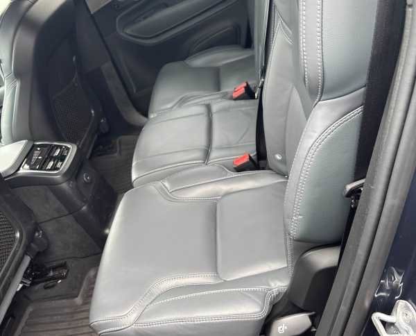 Used 2024 Volvo XC90 T8 Ultimate w/ Protection Package Premier image 5