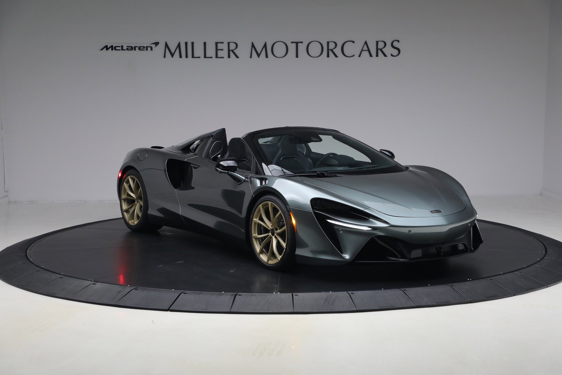 New 2026 McLaren Artura Spider image 10