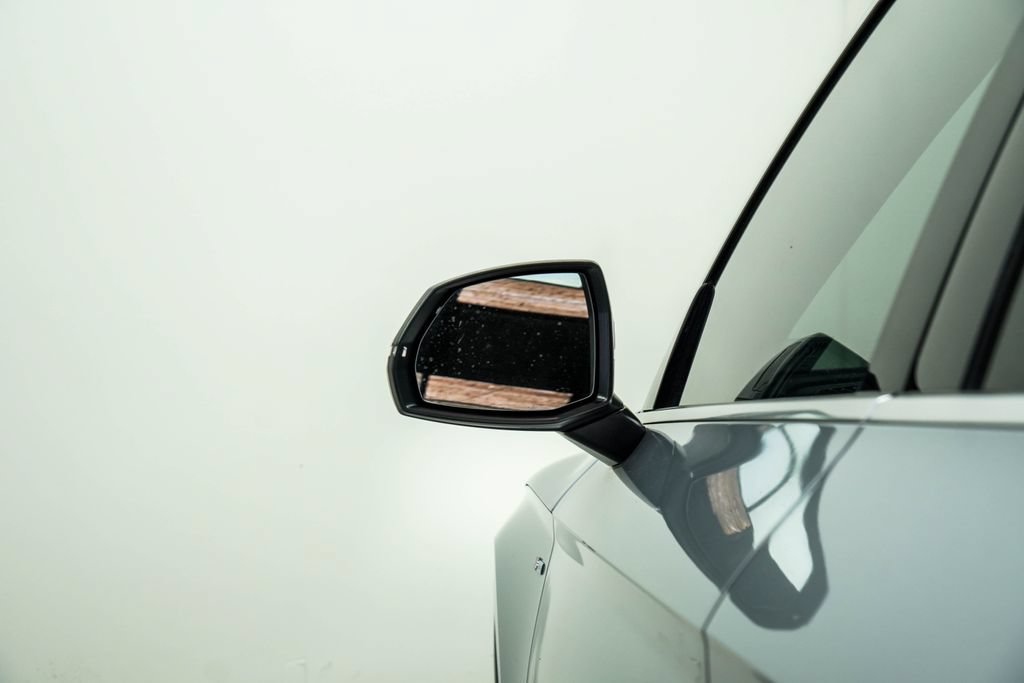Used 2022 Audi Q5 2.0T Premium Plus AWD/4WD image 12