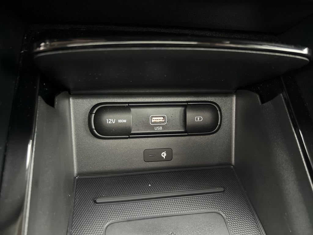 Certified 2022 Kia Telluride SX w/ SX Prestige Package AWD/4WD image 60