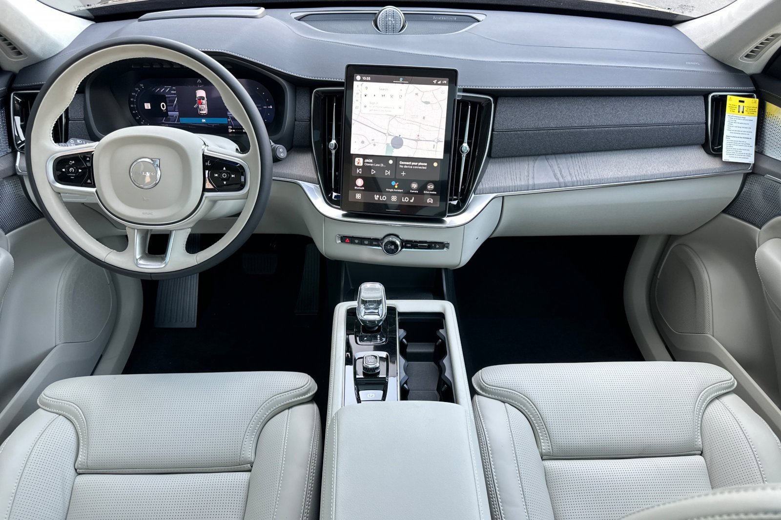 New 2026 Volvo XC90 T8 Ultra w/ Lounge Package image 14