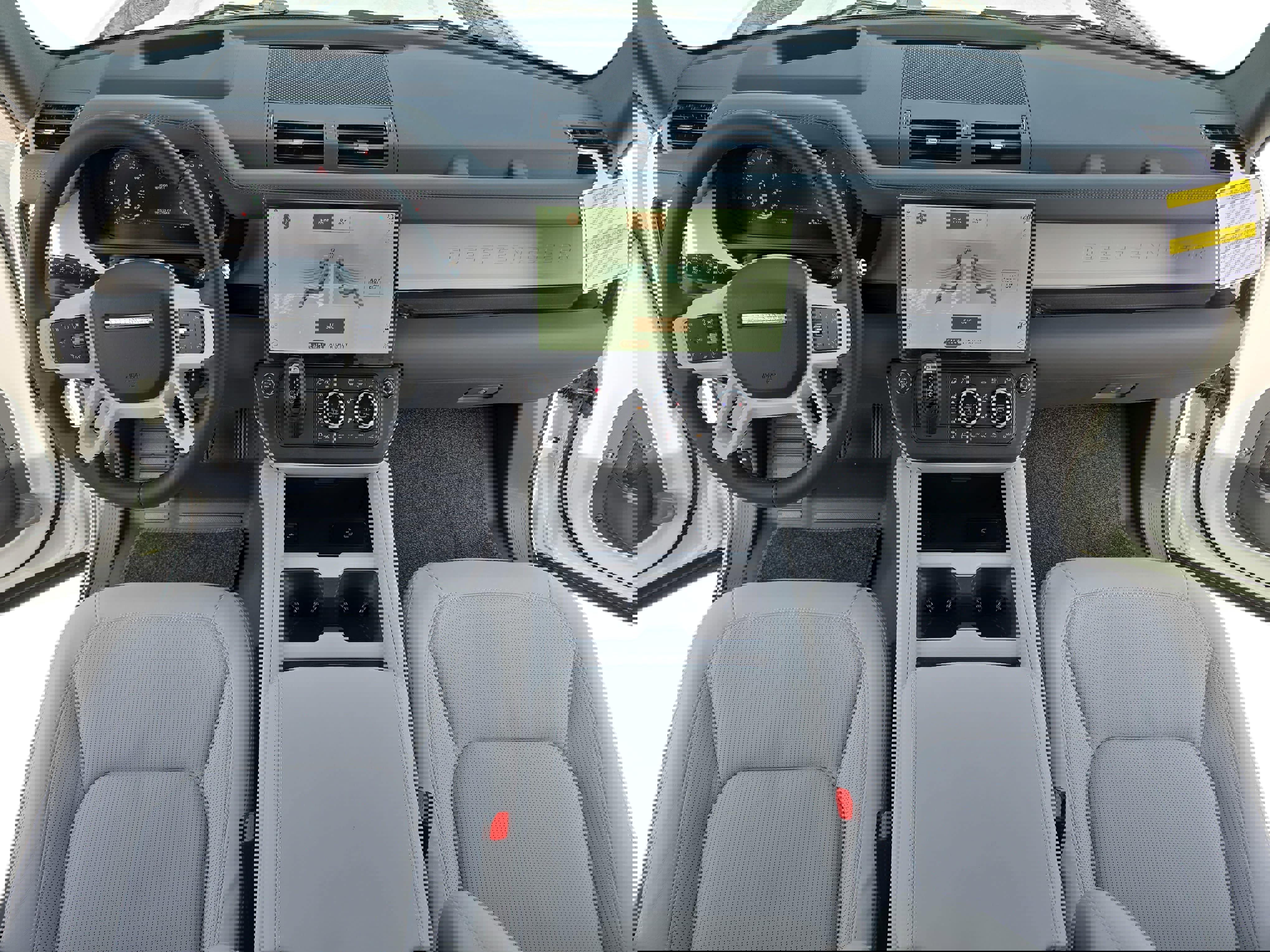 New 2026 Land Rover Defender 130 X-Dynamic SE image 9