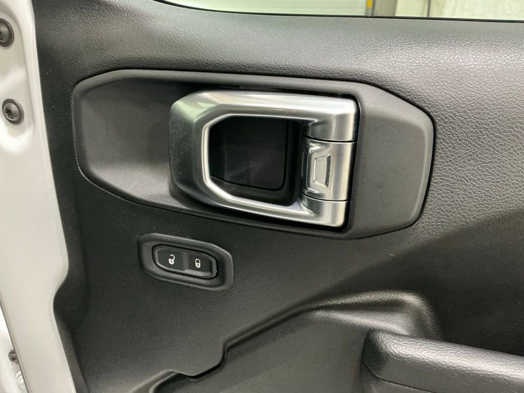 Used 2022 Jeep Wrangler Unlimited Sport AWD/4WD image 31
