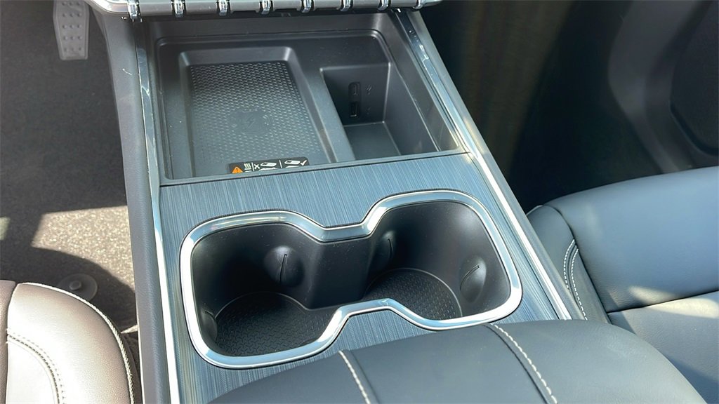 New 2025 GMC Acadia Elevation w/ Elevation Premium Package image 21