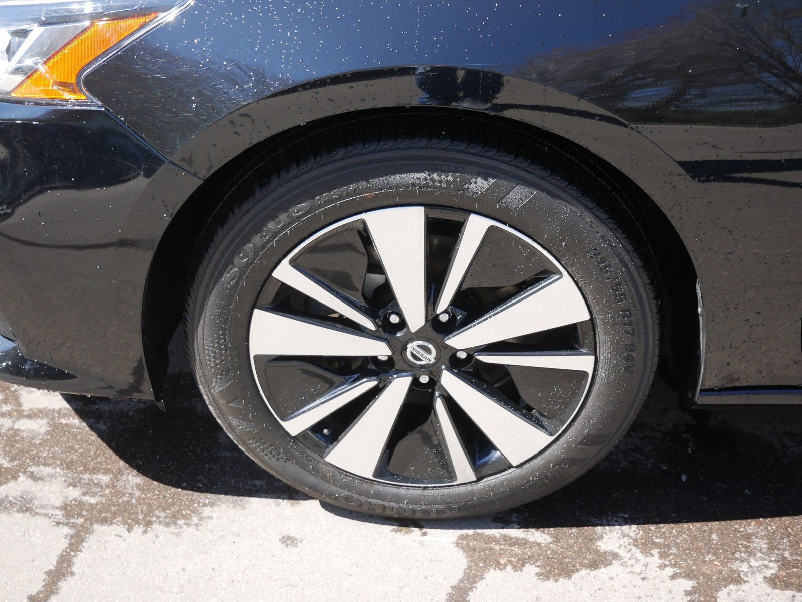 Used 2022 Nissan Altima 2.5 SV image 9