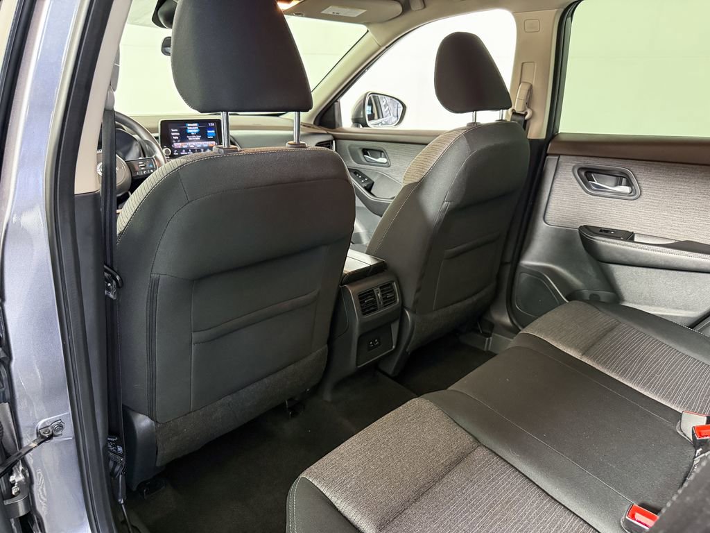 Certified 2022 Nissan Rogue SV image 39