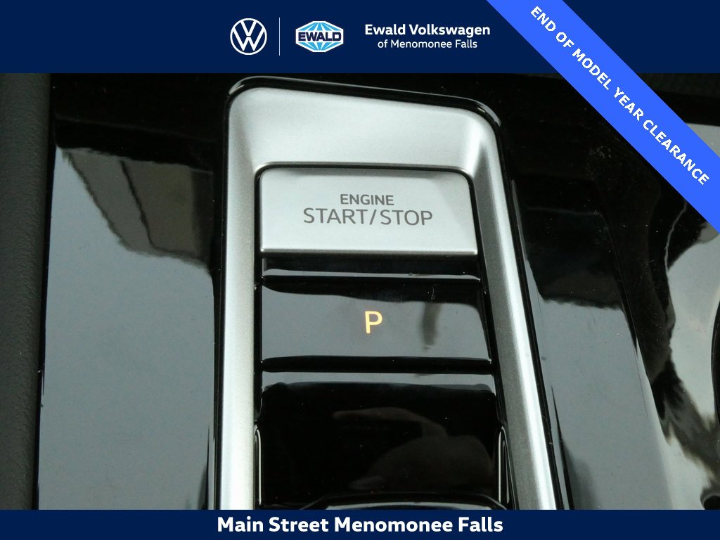 New 2025 Volkswagen Atlas Cross Sport SE image 10