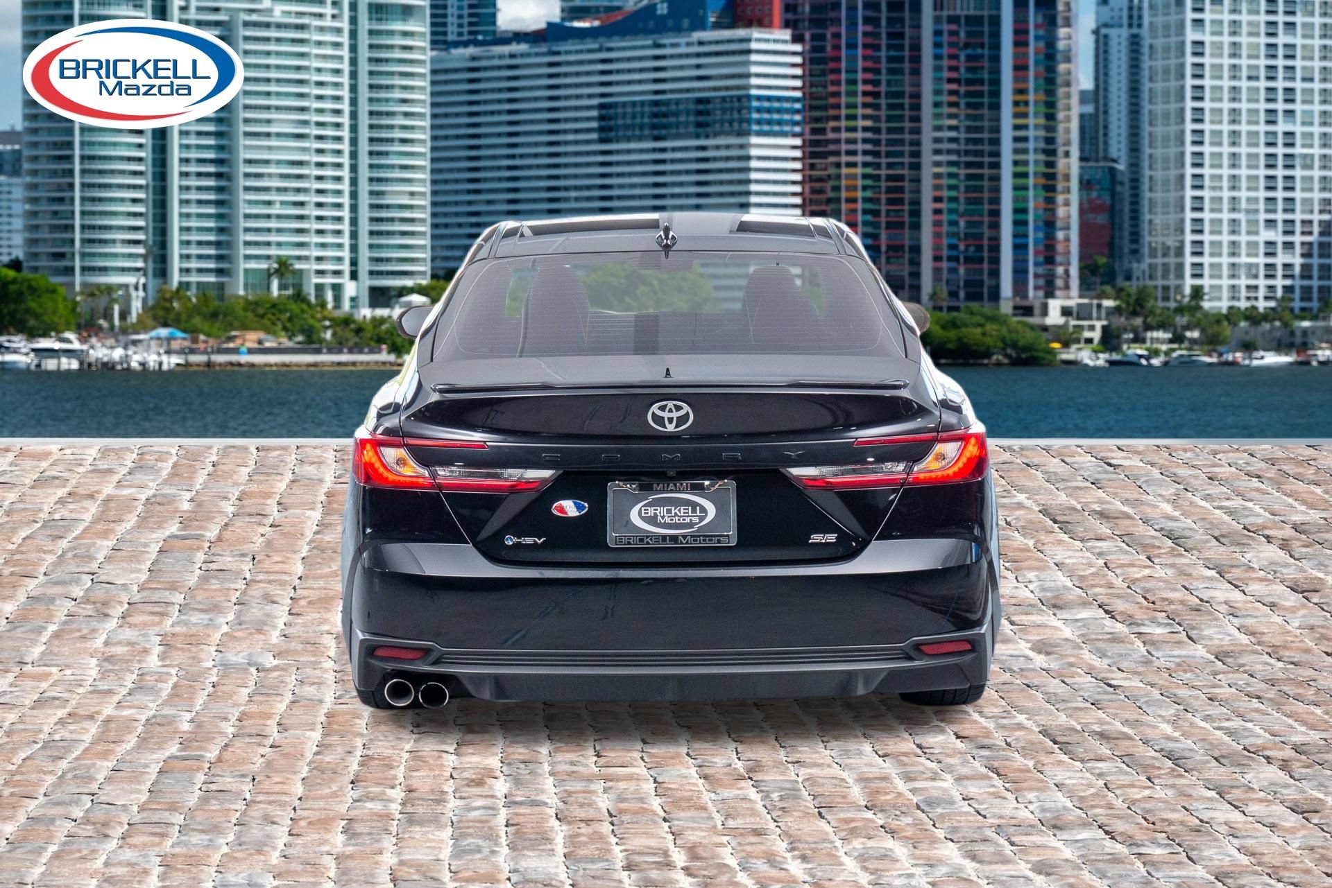 Used 2025 Toyota Camry SE w/ Multimedia Upgrade Package FWD image 6