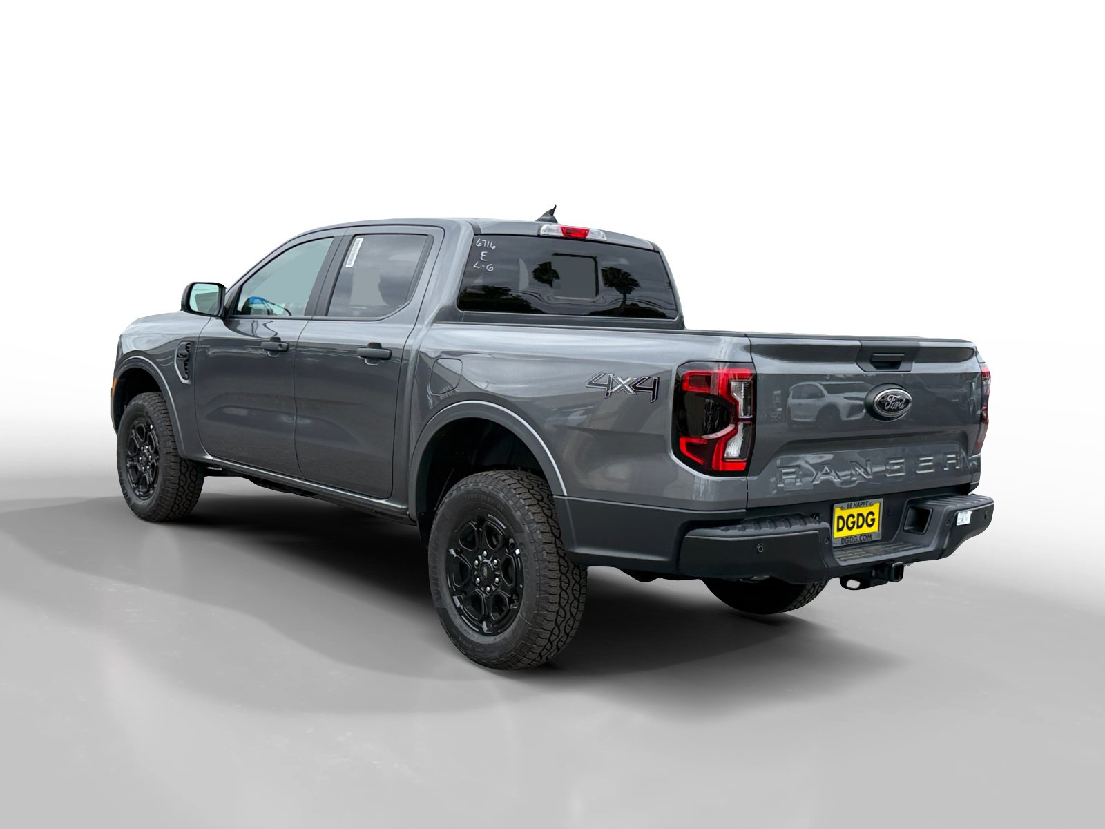 New 2026 Ford Ranger XLT w/ Black Appearance Package AWD/4WD image 3