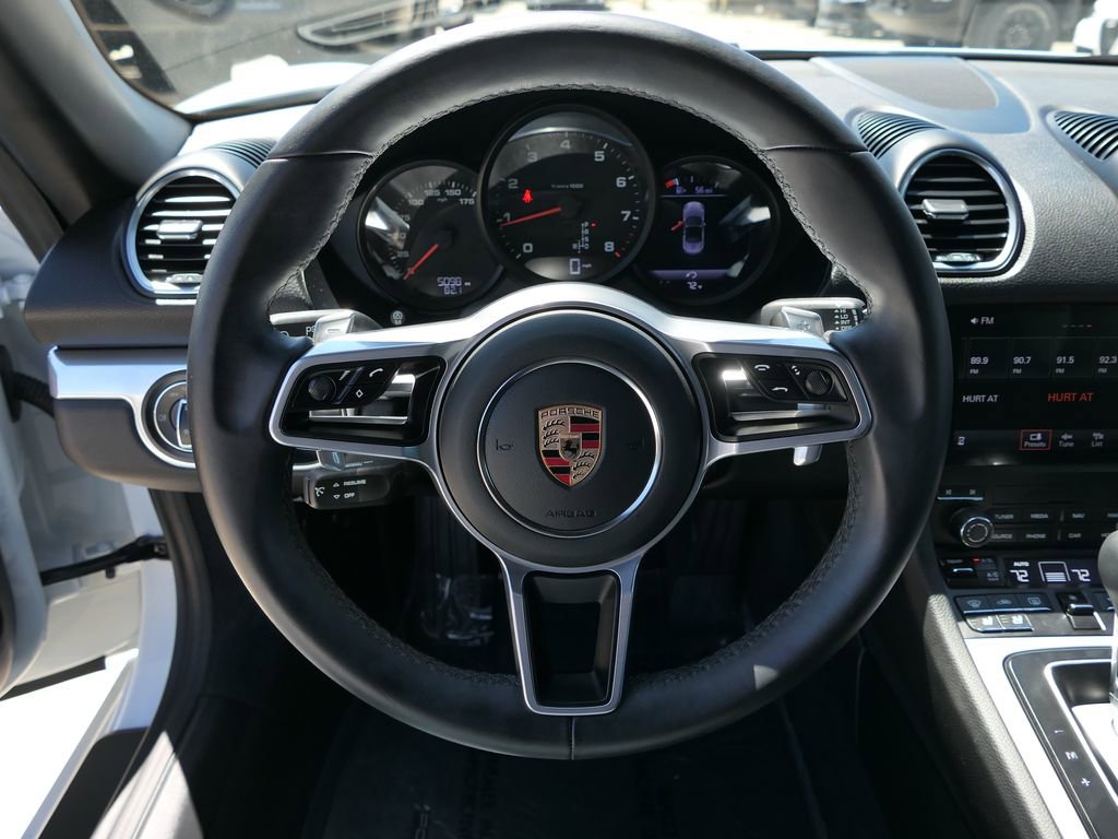 Used 2024 Porsche 718 Boxster RWD image 17