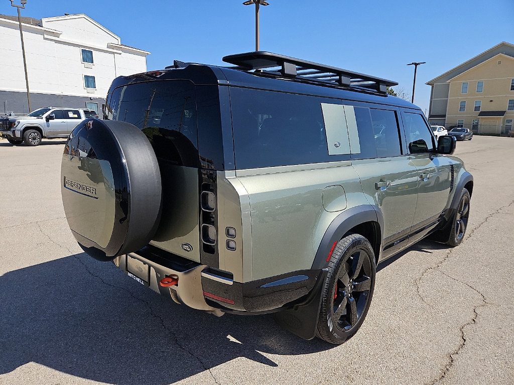 Used 2023 Land Rover Defender 130 X image 5