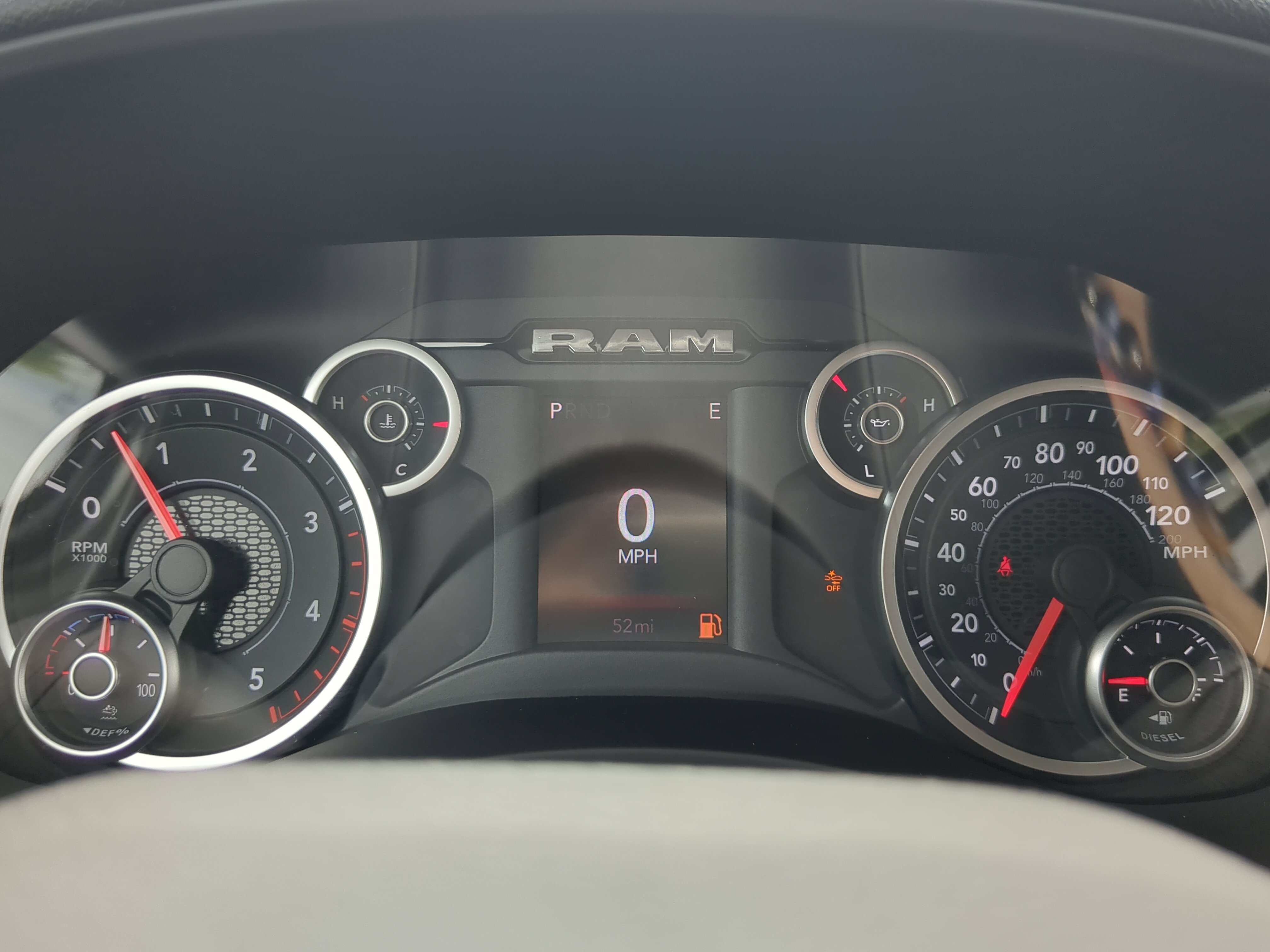 New 2026 RAM 5500 Tradesman w/ Chrome Appearance Group AWD/4WD image 23