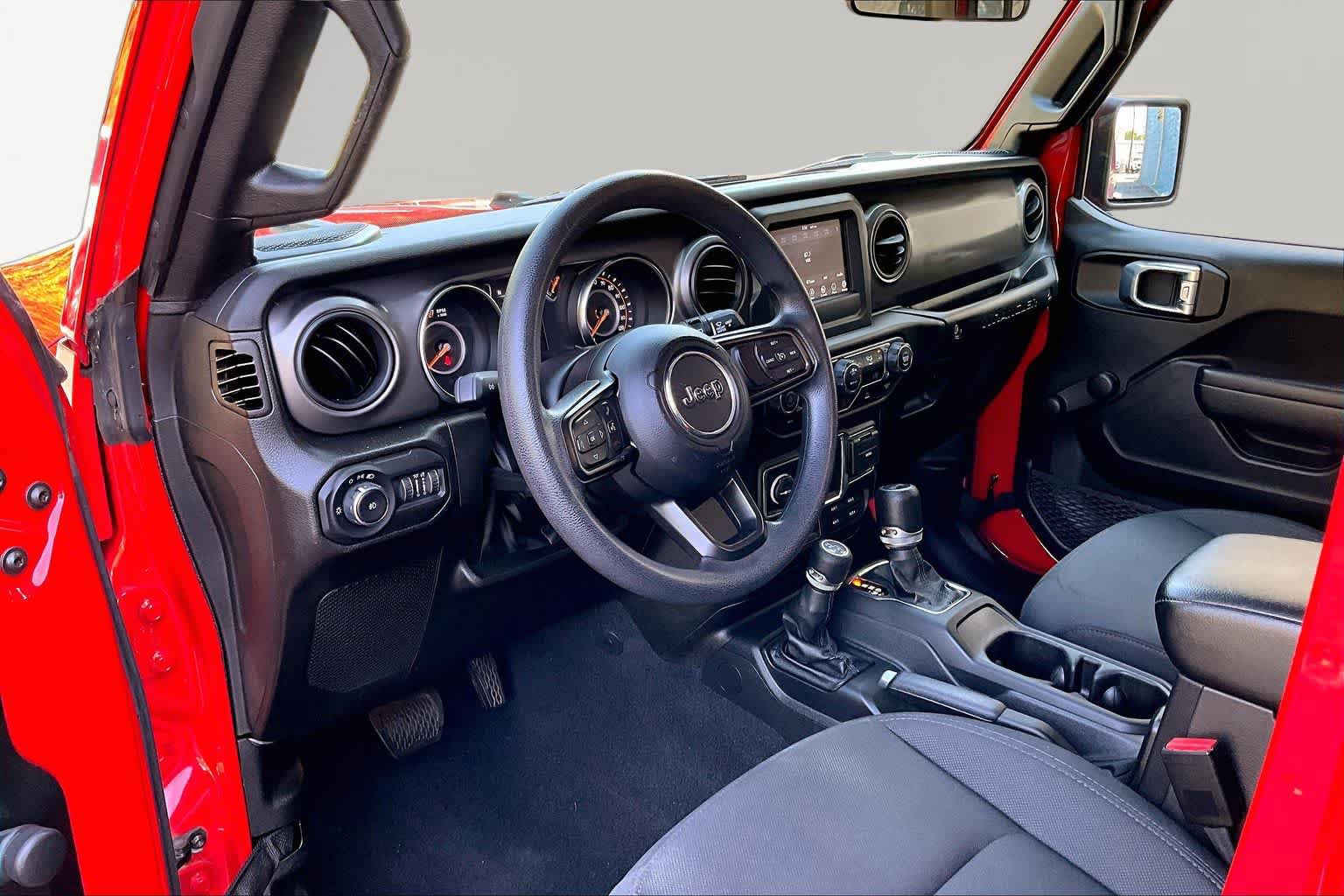 Used 2022 Jeep Wrangler Unlimited Sport AWD/4WD image 16