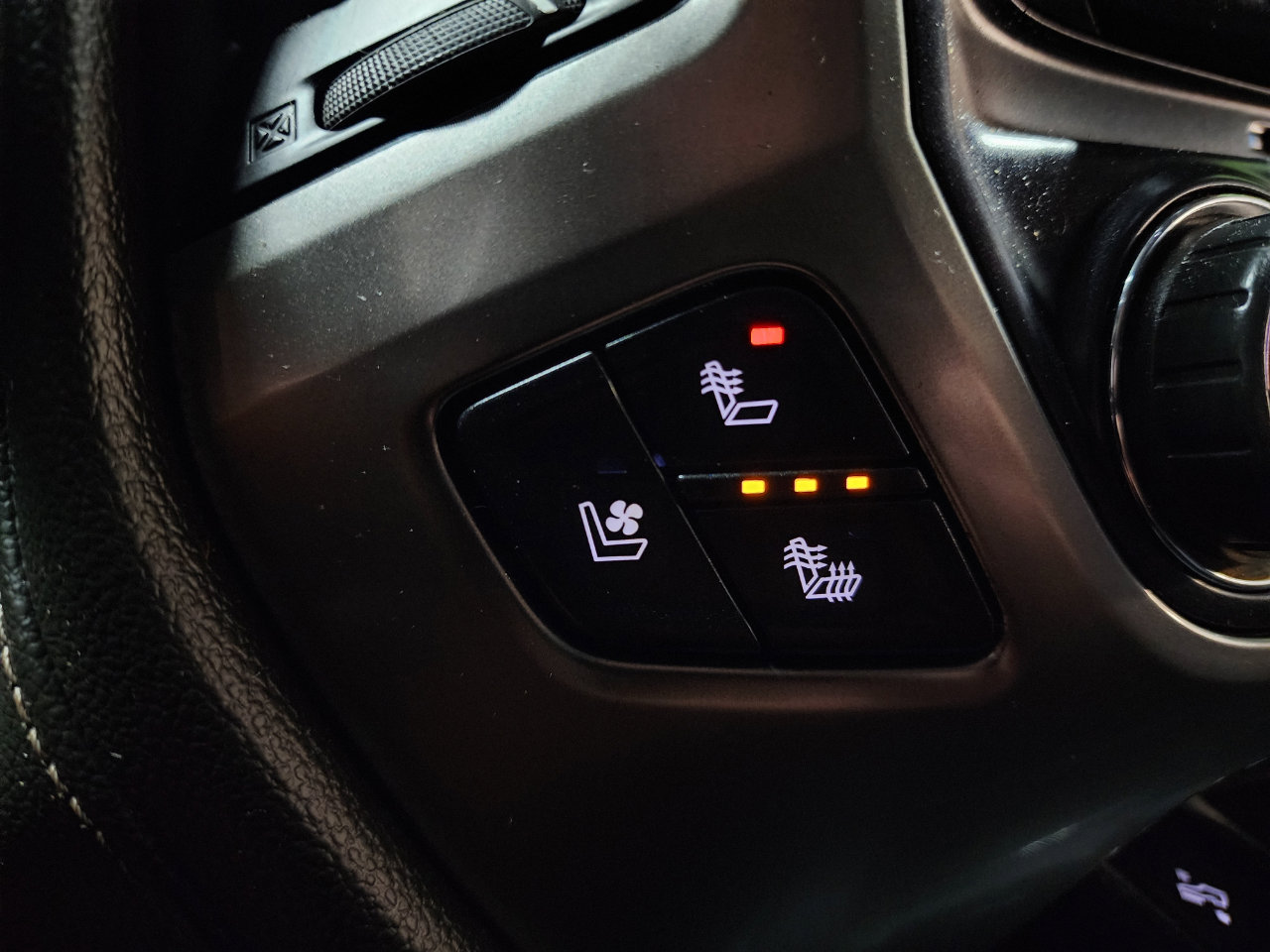 Used 2019 Chevrolet Silverado 2500 LTZ w/ Duramax Plus Package image 36