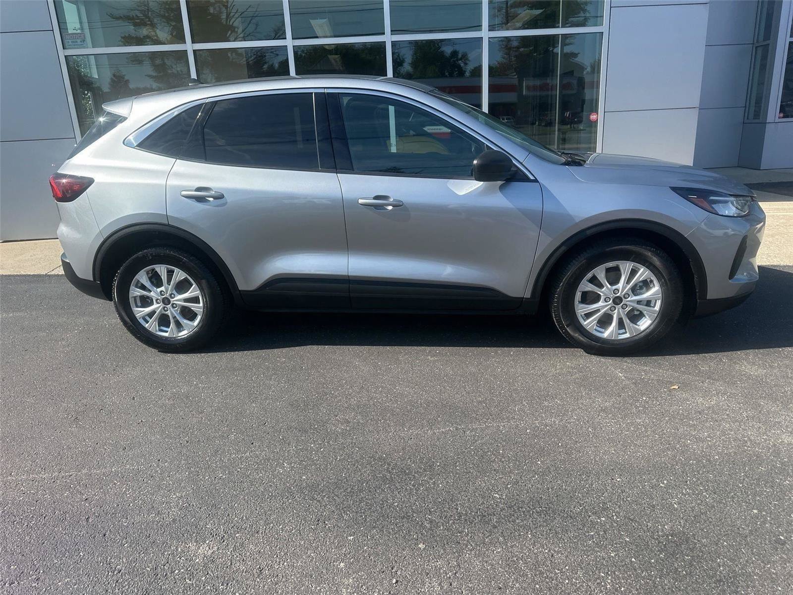 Used 2023 Ford Escape Active FWD video 2
