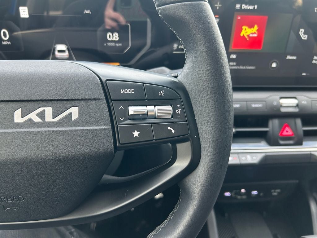 Used 2025 Kia K4 EX FWD image 19