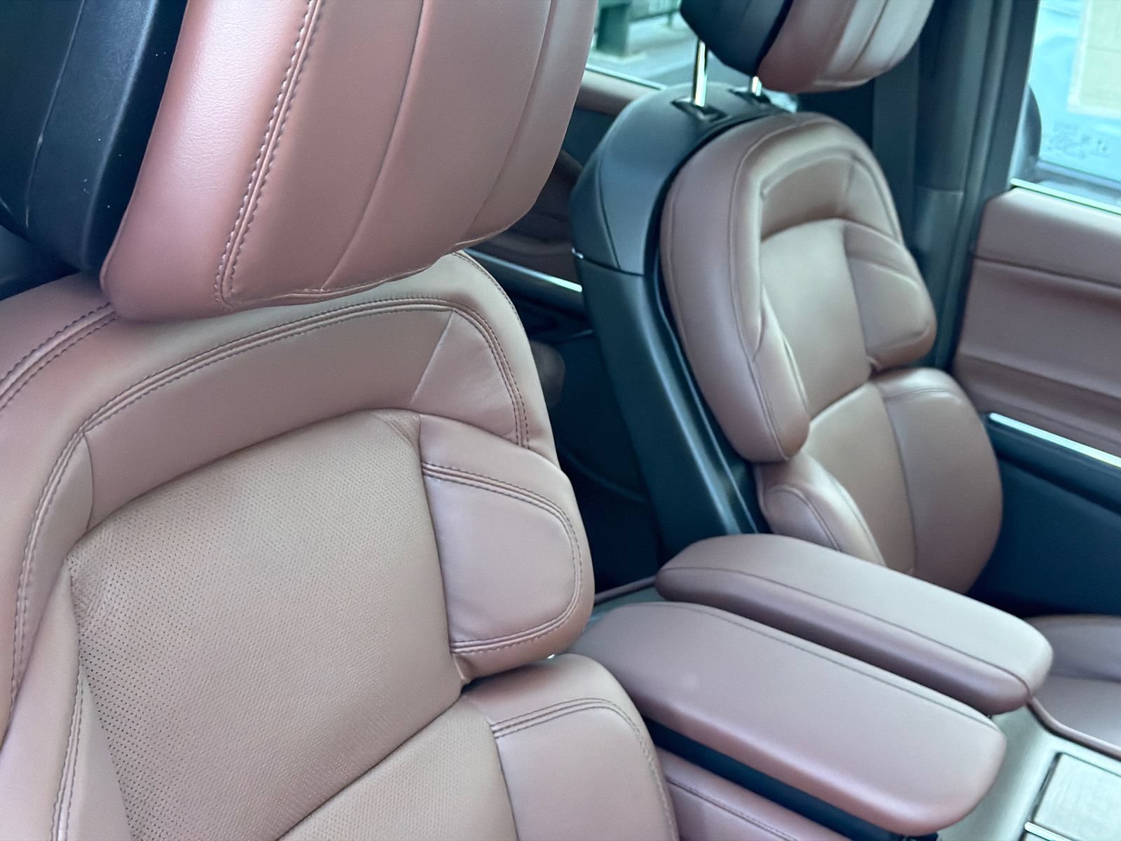 New 2026 Lincoln Navigator L Reserve AWD/4WD image 12