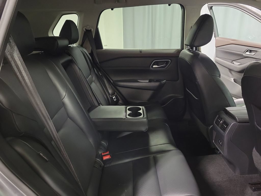 Used 2021 Nissan Rogue SV w/ Premium Package AWD/4WD image 33