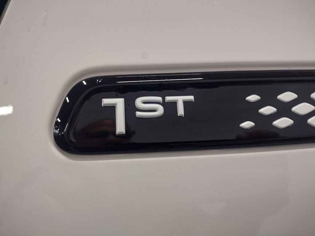 New 2025 Volkswagen ID. Buzz 1st Edition image 47