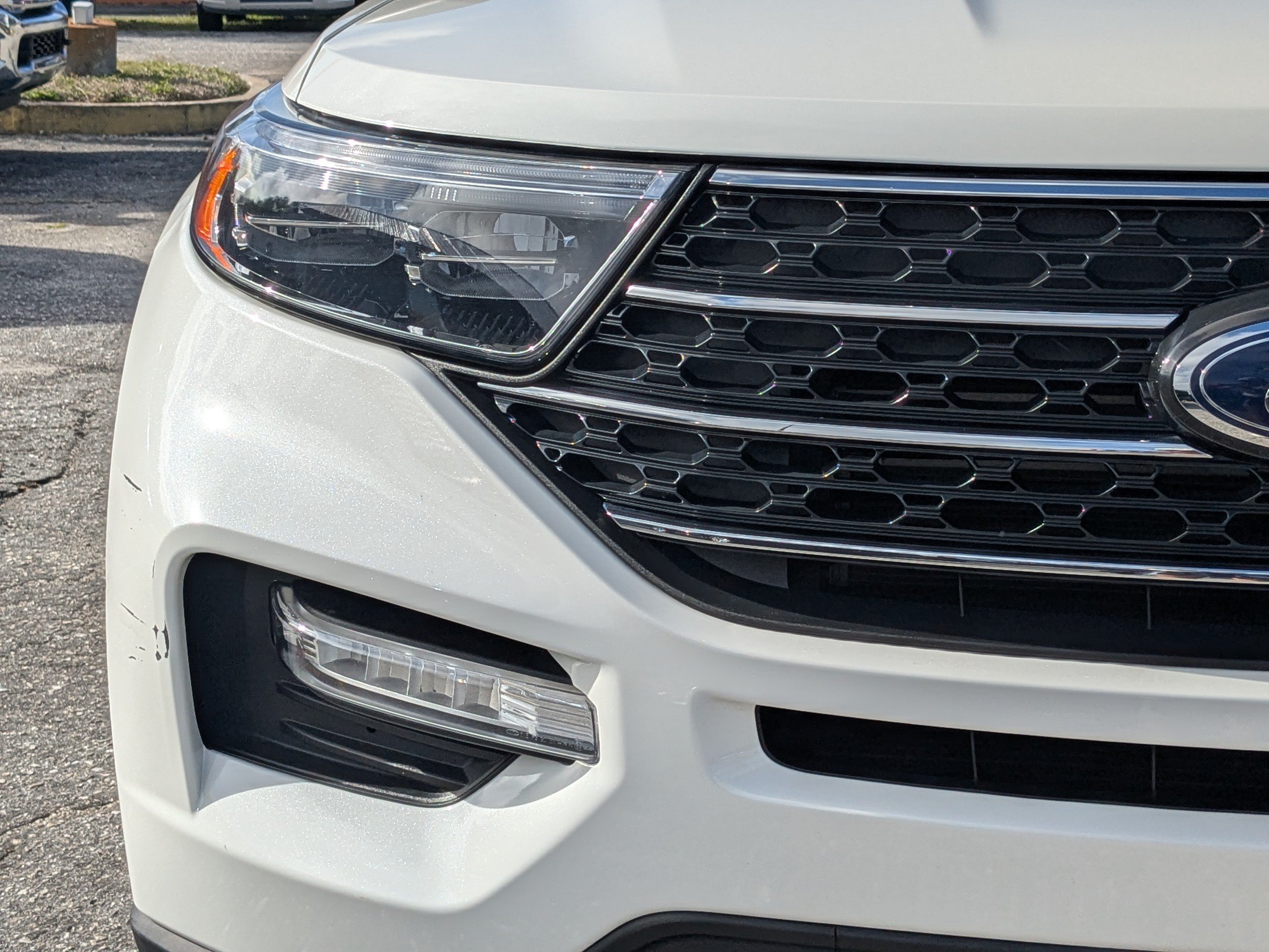 Certified 2024 Ford Explorer XLT w/ Equipment Group 202A AWD/4WD image 10