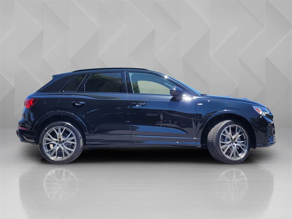 Used 2025 Audi Q3 2.0T Premium Plus w/ Premium Plus Package image 4