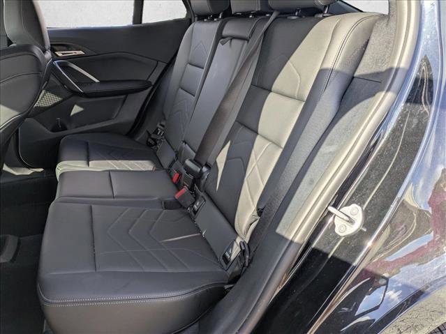 Used 2025 BMW X2 xDrive28i image 14