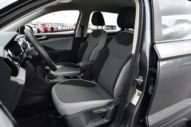 Used 2024 Volkswagen Taos S w/ MDO Package FWD image 19