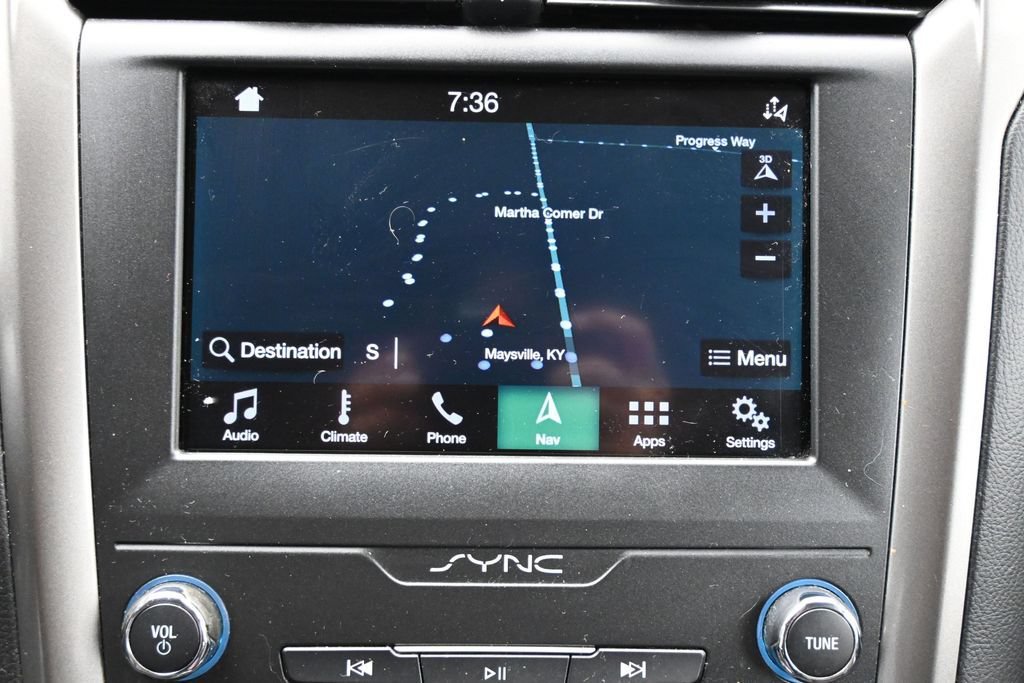 Used 2019 Ford Fusion SE FWD image 18
