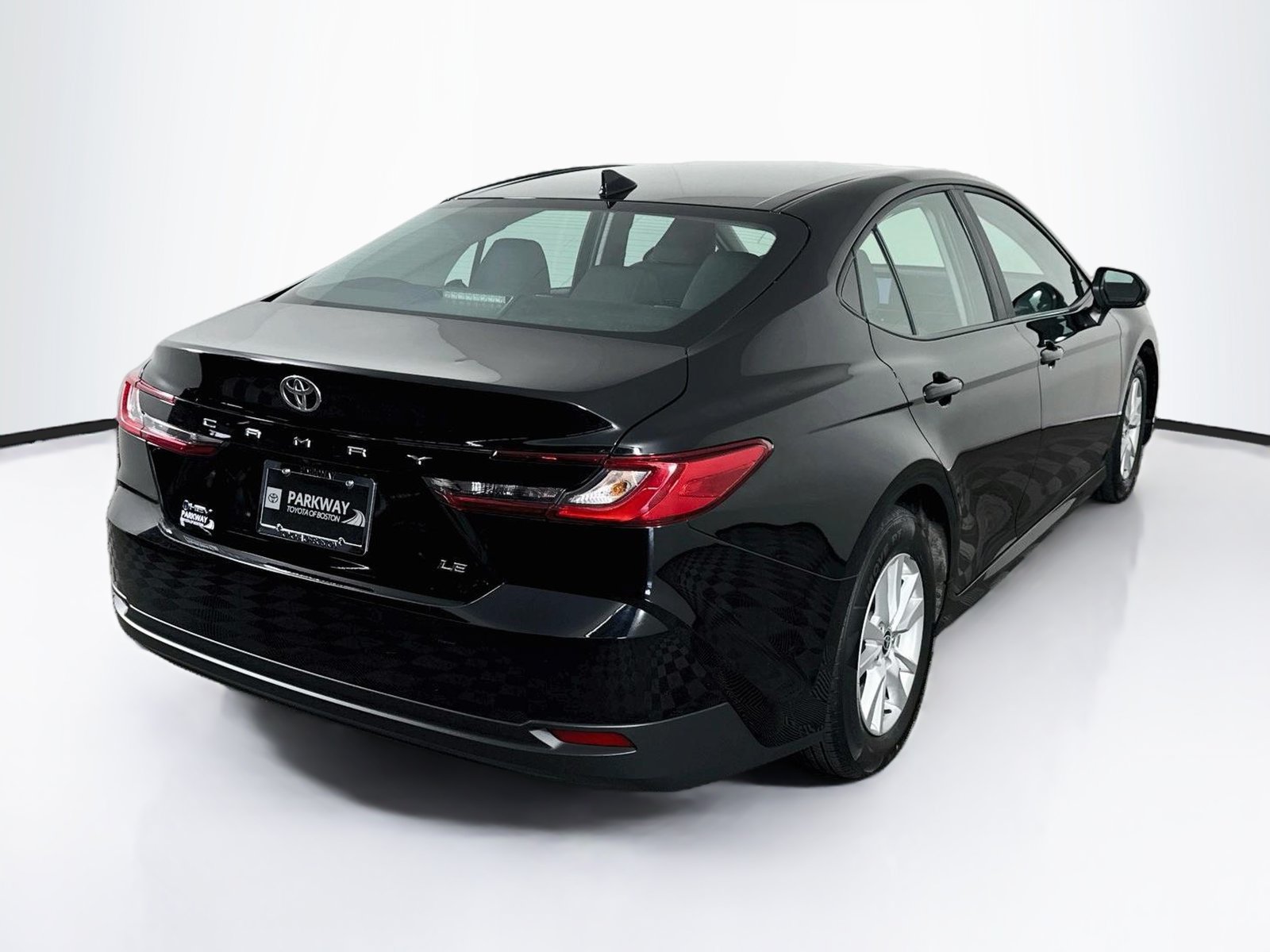 Used 2025 Toyota Camry LE FWD image 20