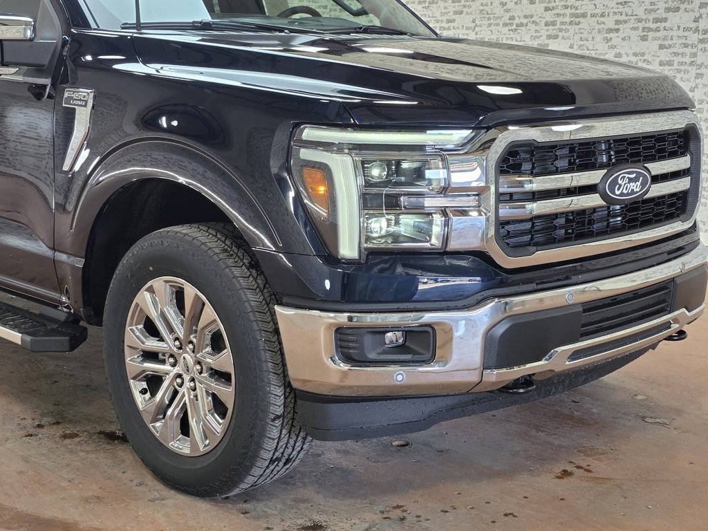 New 2026 Ford F150 Lariat w/ Equipment Group 502A High image 8
