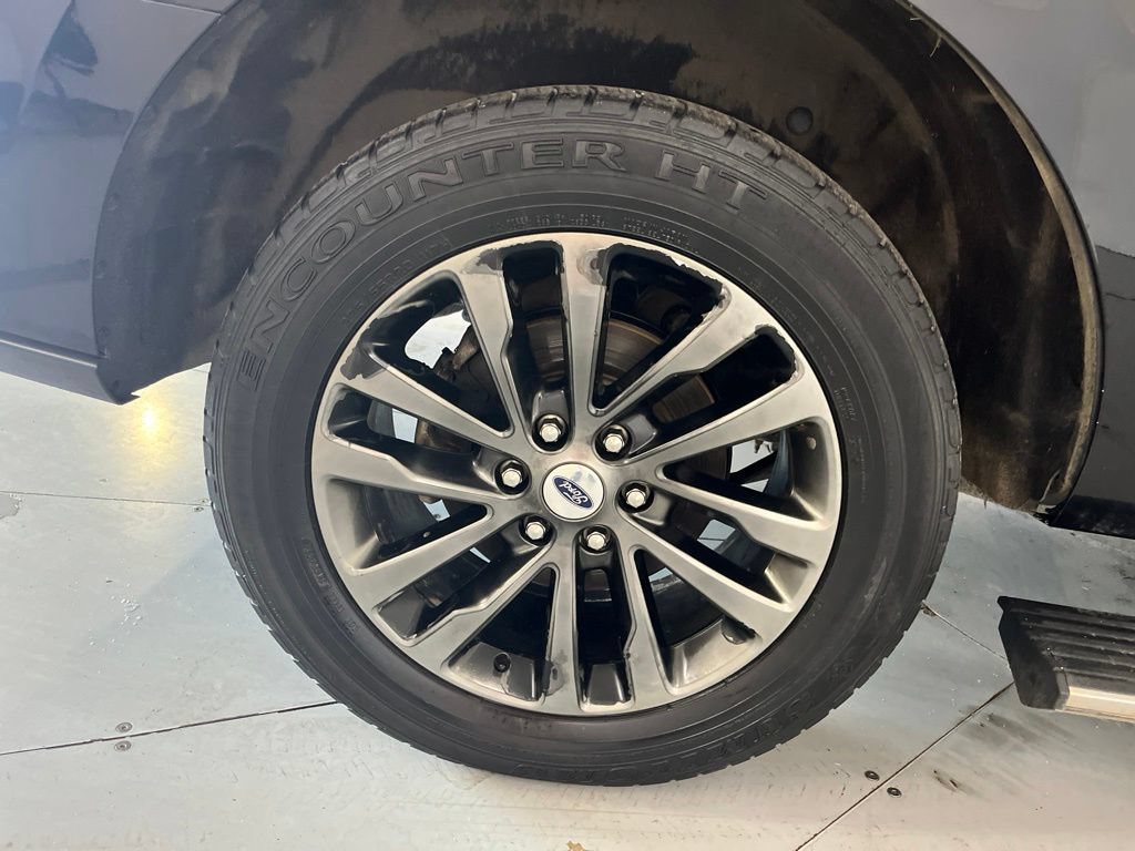 Used 2019 Ford Expedition Limited AWD/4WD image 16