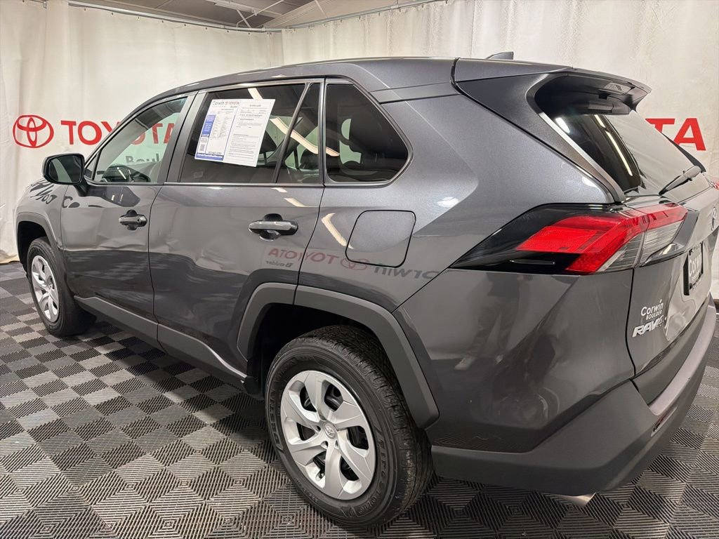 Used 2024 Toyota RAV4 LE image 4