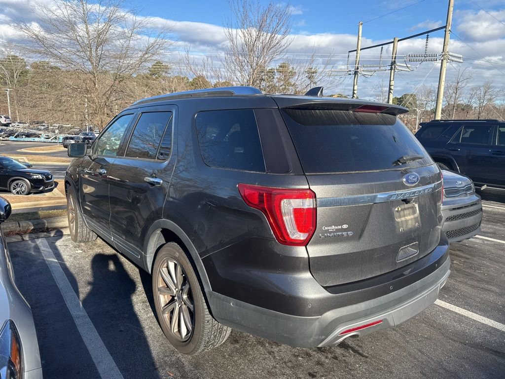 Used 2016 Ford Explorer Limited w/ Equipment Group 301A image 11