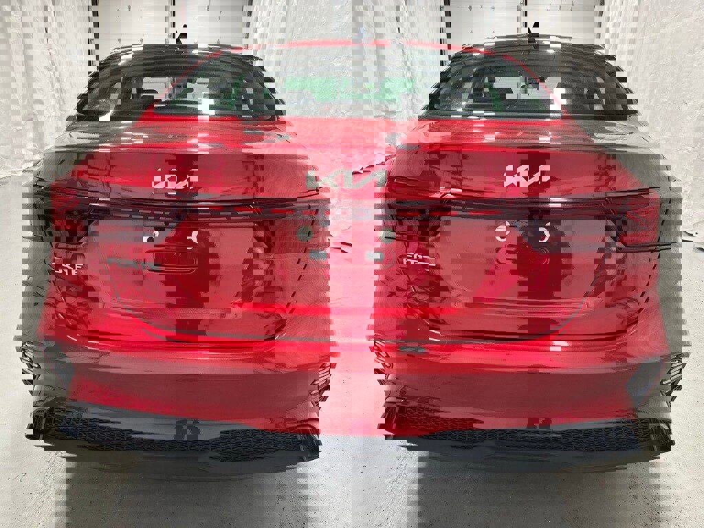 Used 2024 Kia Forte LXS image 6