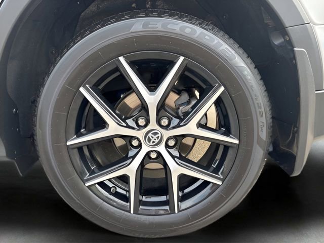 Used 2016 Toyota RAV4 SE image 9