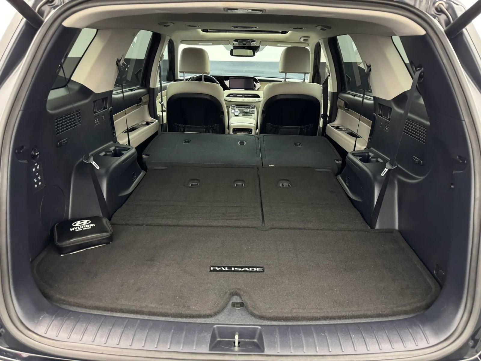 Used 2022 Hyundai Palisade SEL w/ 8P Bench Seat Package AWD/4WD image 49