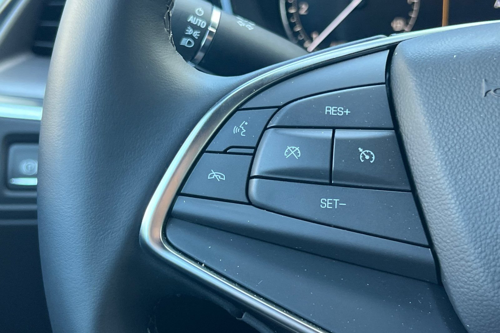 Used 2025 Cadillac XT5 Luxury w/ LPO, Floor Liner Package FWD image 35