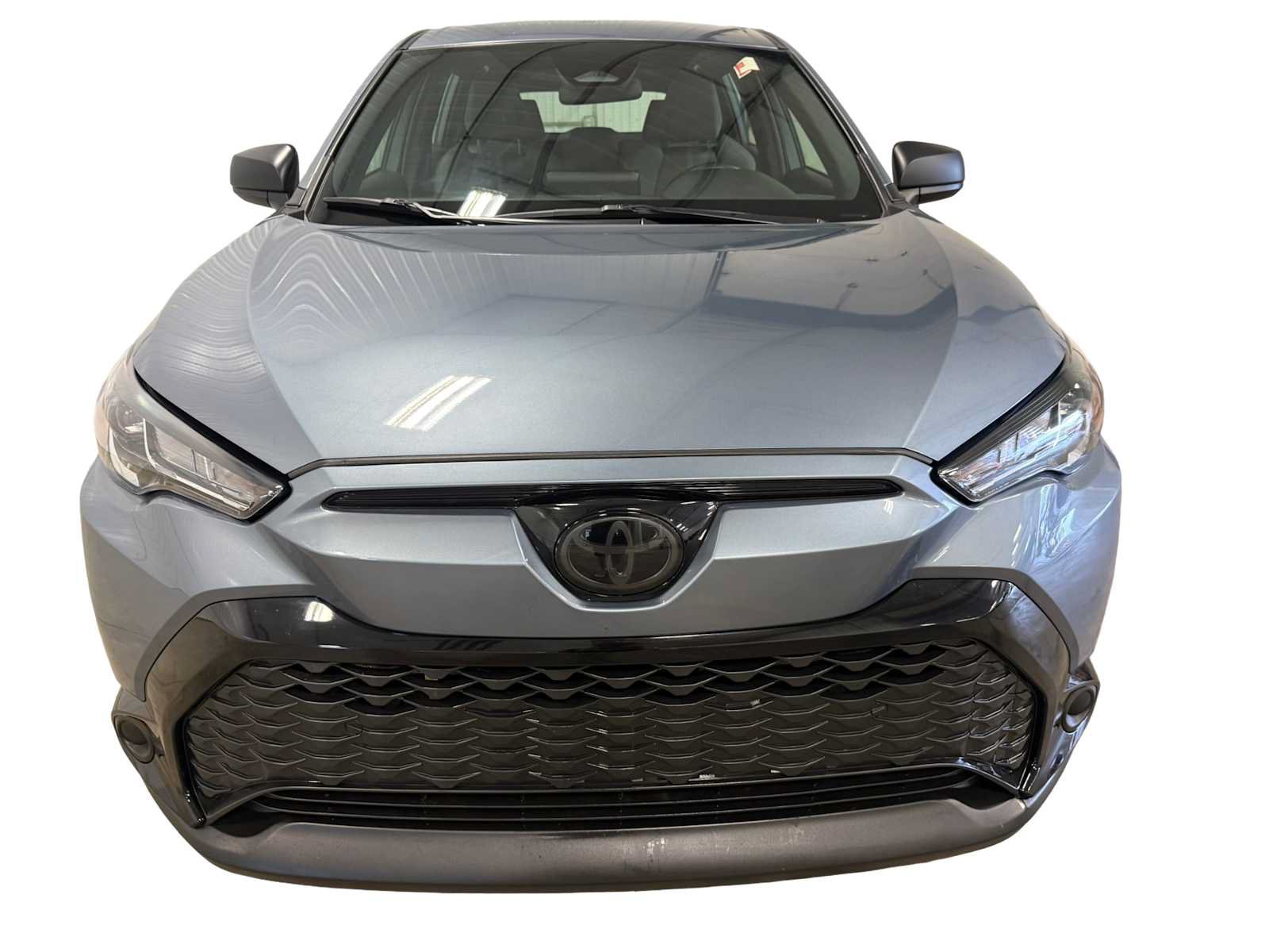 Used 2024 Toyota Corolla Cross AWD Hybrid image 3