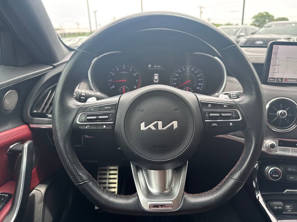 Used 2023 Kia Stinger GT-Line w/ Sun & Sound Package RWD image 23