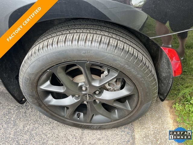 Used 2023 Chrysler Pacifica Limited w/ S Appearance Package AWD/4WD image 10