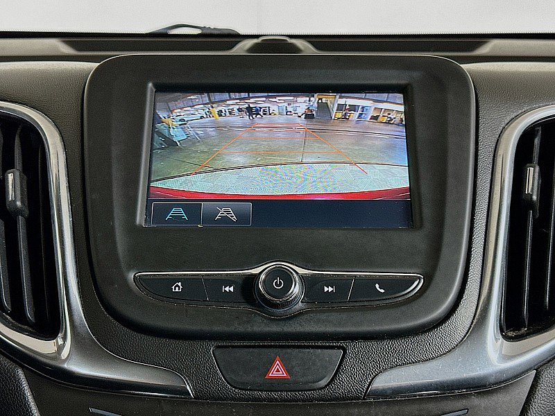 Used 2018 Chevrolet Equinox LT AWD/4WD image 15