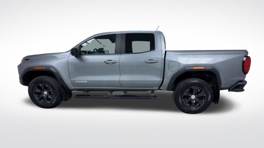 Used 2023 GMC Canyon Elevation w/ Convenience Package AWD/4WD image 5