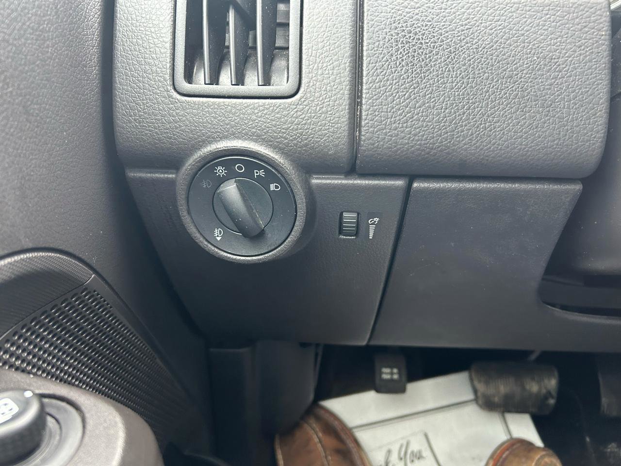 Used 2010 Ford Edge SEL AWD/4WD image 26