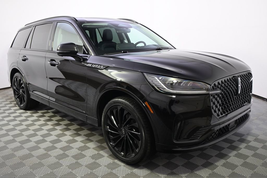 New 2026 Lincoln Aviator Reserve w/ Jet Appearance Package image 8