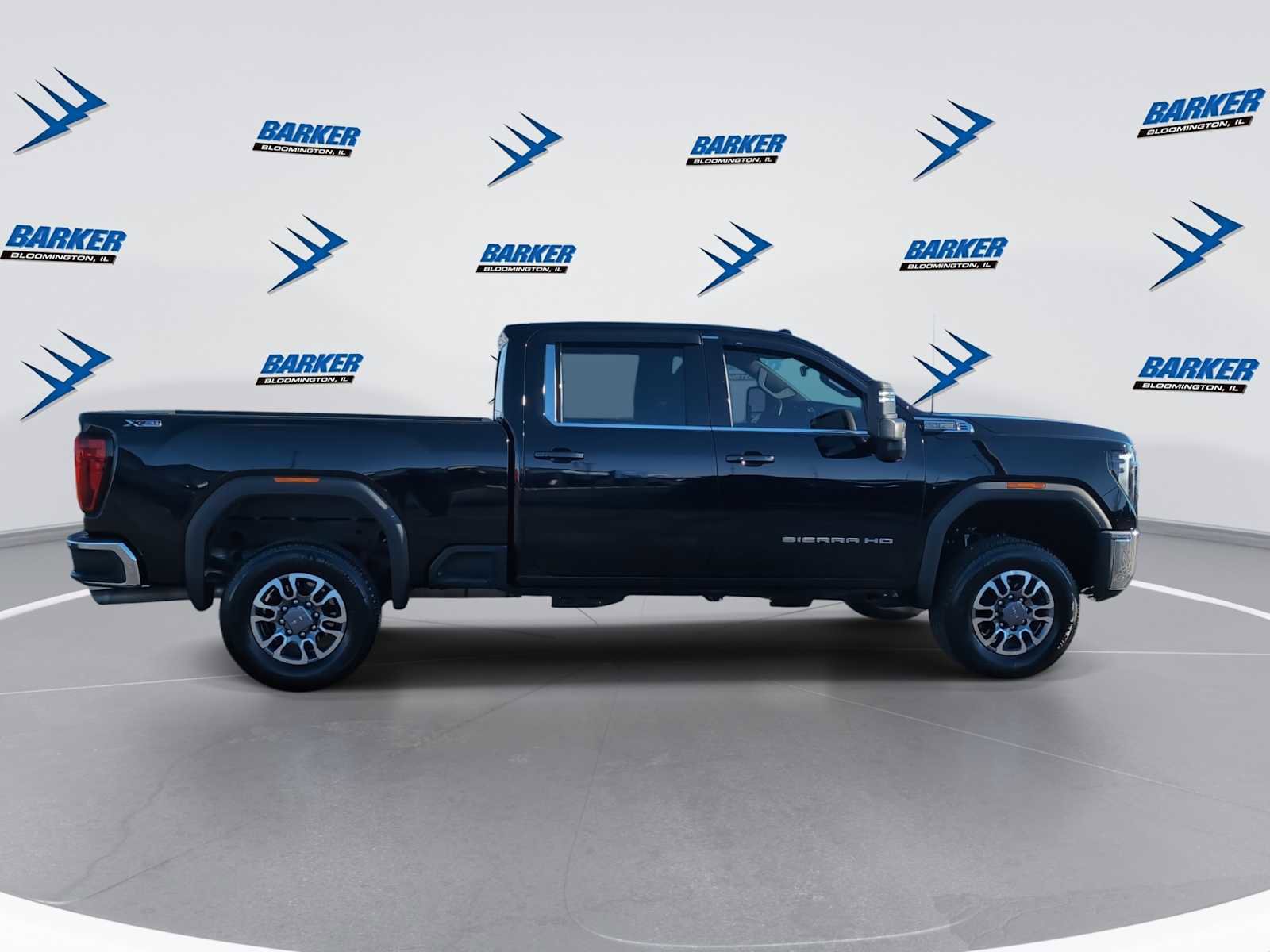 Used 2024 GMC Sierra 2500 SLE w/ SLE Value Package; image 9