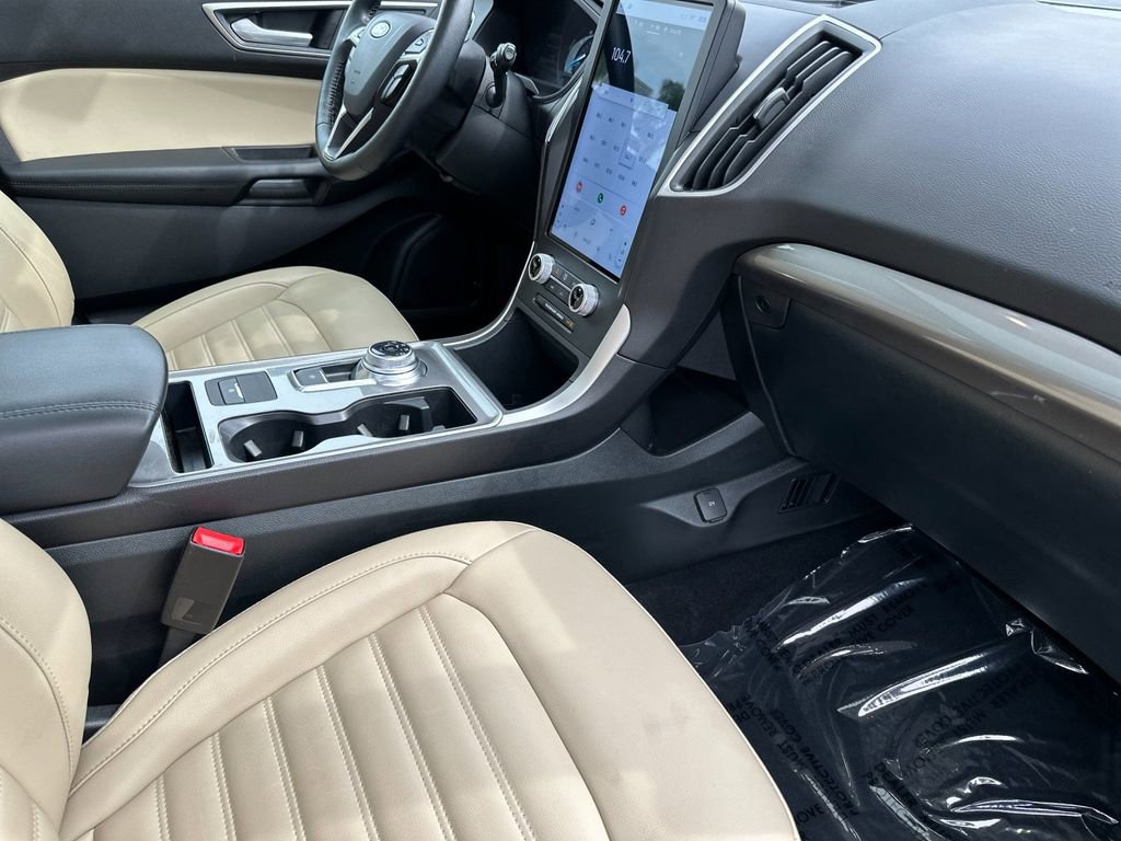 Certified 2024 Ford Edge SEL w/ Convenience Package image 15