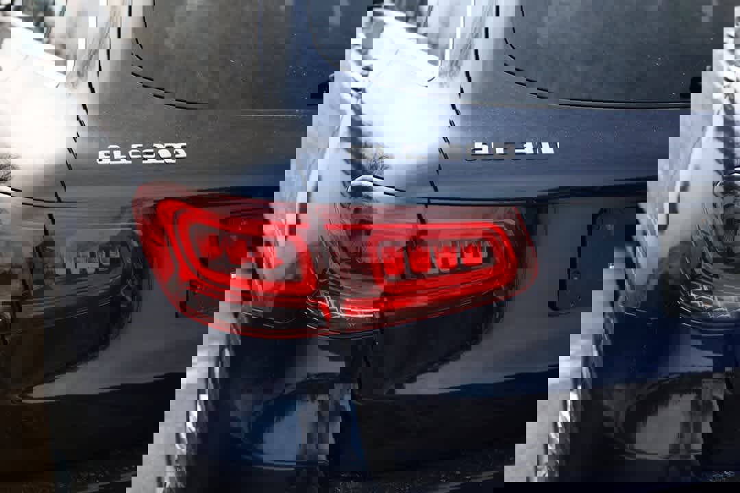 Used 2021 Mercedes-Benz GLC 300 GLC 300 image 31